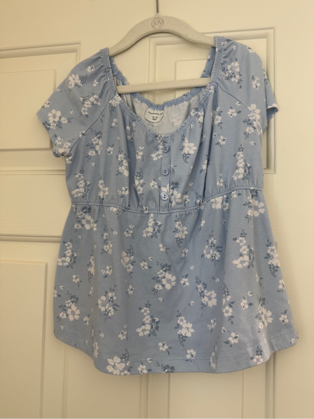 Abercrombie Kids Light Blue Floral Short Sleeve Top